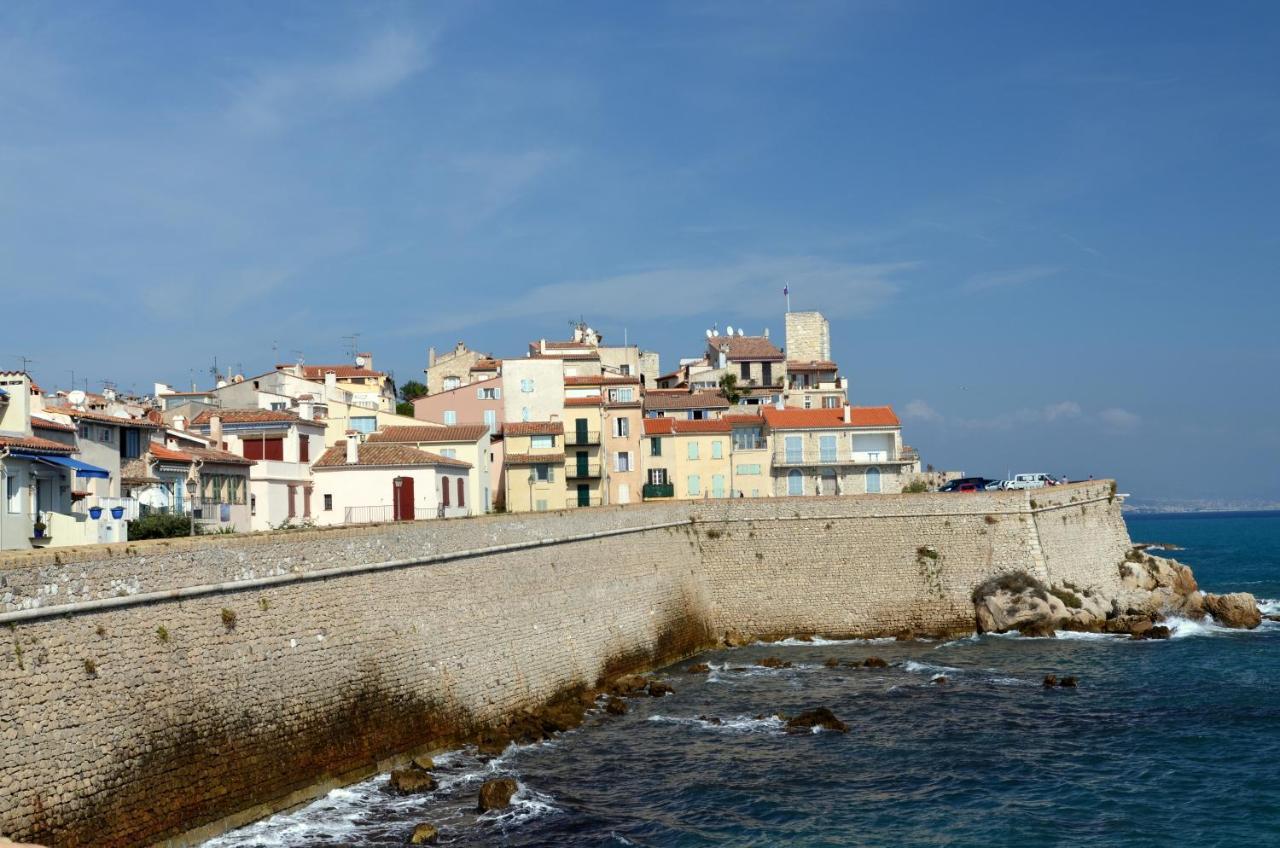 2 Pieces Climatise Avec Balcon Dans Le Vieil Antibes, Residence Avec Ascenseur Exterior photo