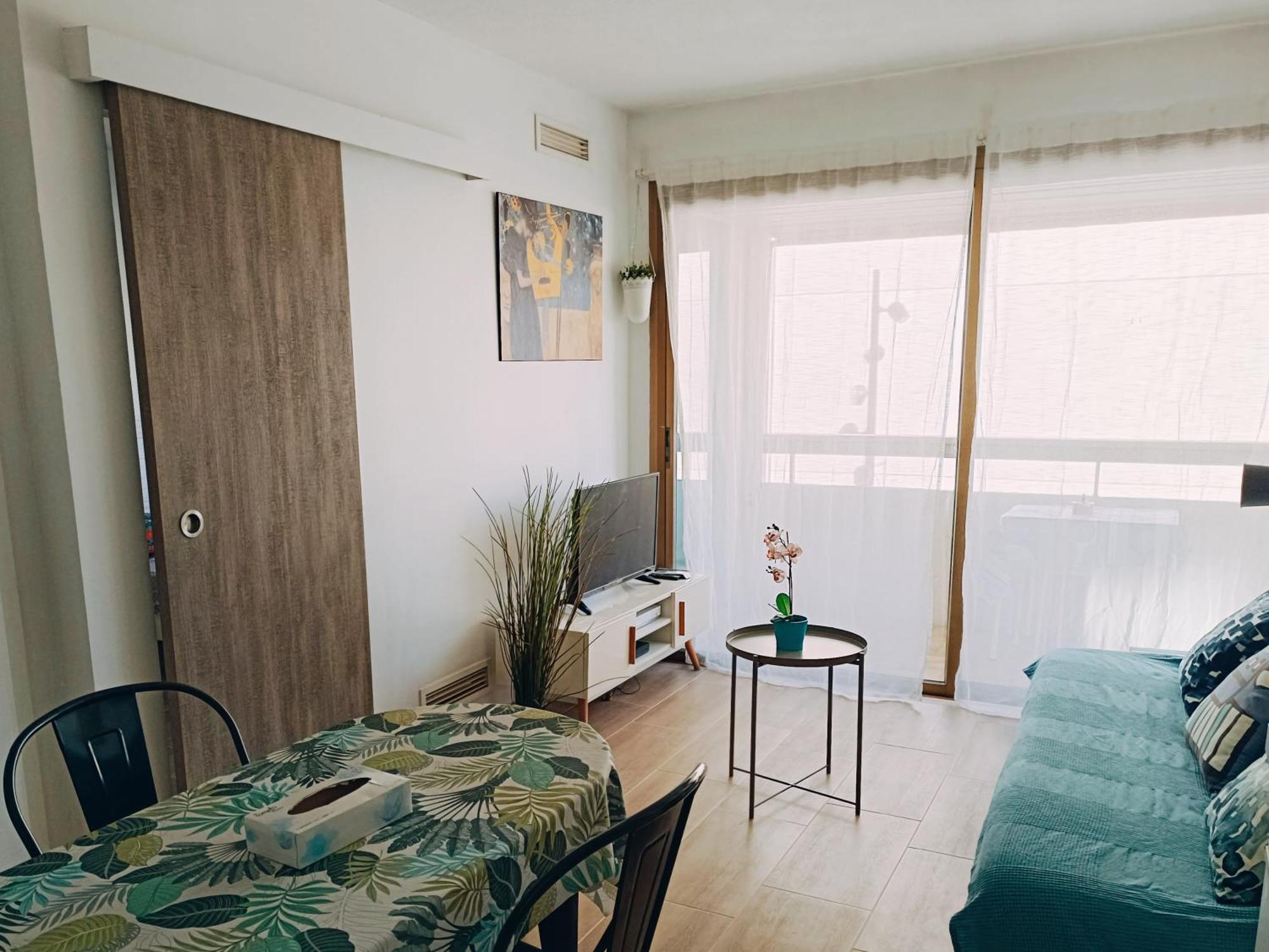 2 Pieces Climatise Avec Balcon Dans Le Vieil Antibes, Residence Avec Ascenseur Exterior photo