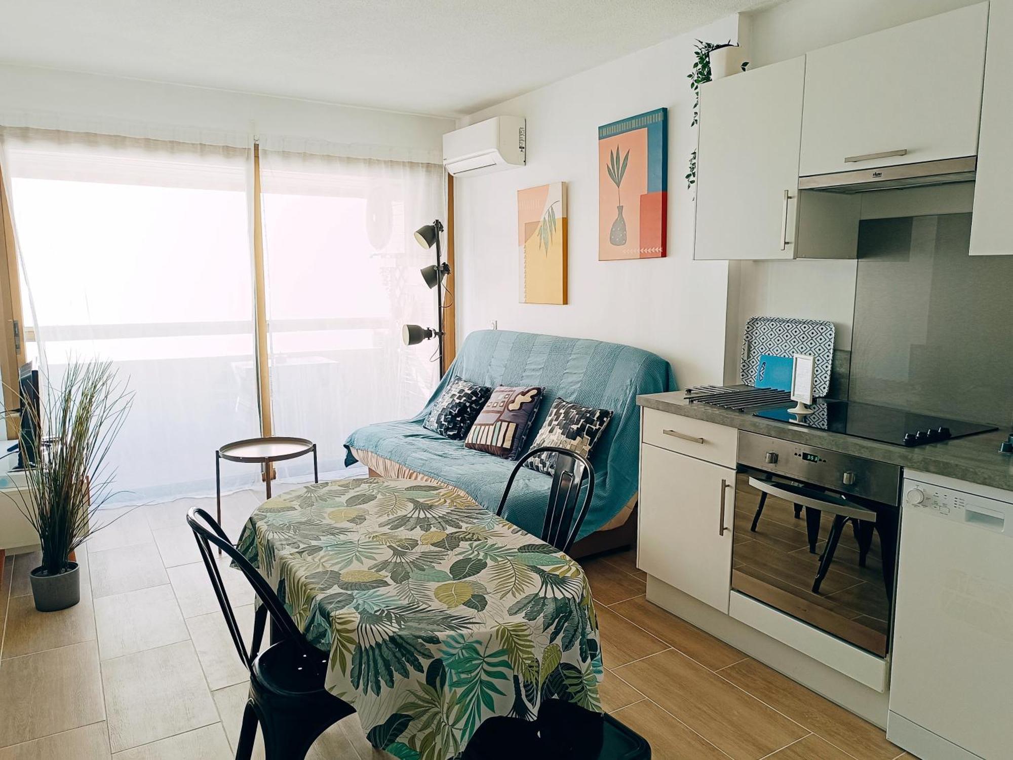 2 Pieces Climatise Avec Balcon Dans Le Vieil Antibes, Residence Avec Ascenseur Exterior photo